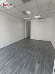 Κατάστημα 34 τ.μ. για πώληση, Λάρνακα, Λάρνακα - Κέντρο-thumb-5