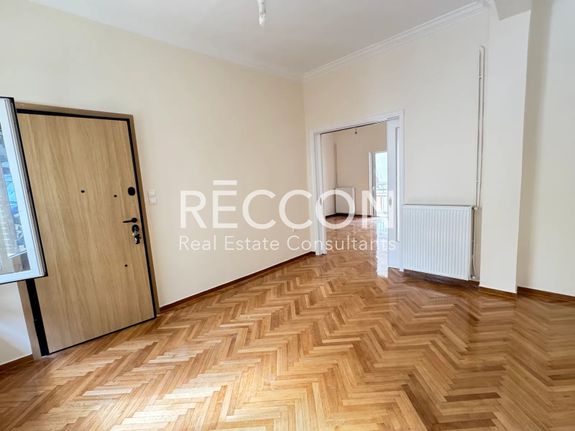 Apartment 120 sqm for rent, Athens - South, Ilioupoli