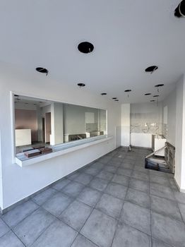 Κατάστημα 92 τ.μ. προς ενοικίαση