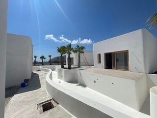Άλλο 400 τ.μ. για πώληση, Κυκλάδες, Σαντορίνη-thumb-2