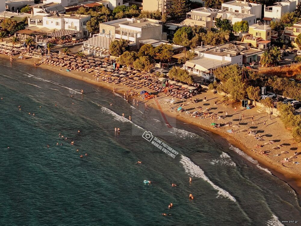 Γη 1.000 τ.μ. προς πώληση, Ερμούπολη