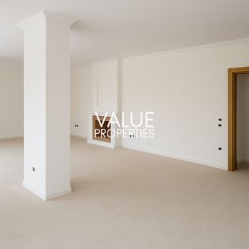 Apartment 217 sqm for sale
