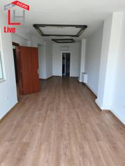 Office 90 sqm for rent