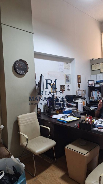 Κατάστημα 170 τ.μ. προς ενοικίαση, Πλατεία Μέμου