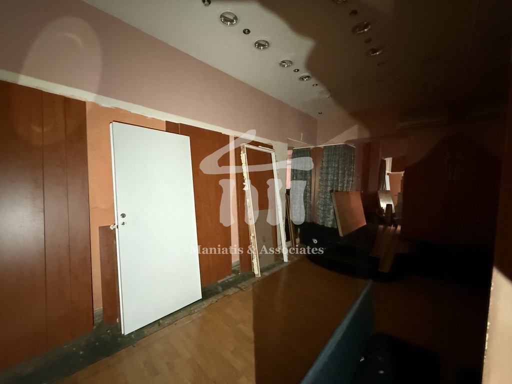 Κατάστημα 183 τ.μ. προς ενοικίαση, Άγιος Γεώργιος Νίκαιας