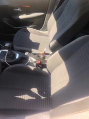 Peugeot 208 2022-thumb-10