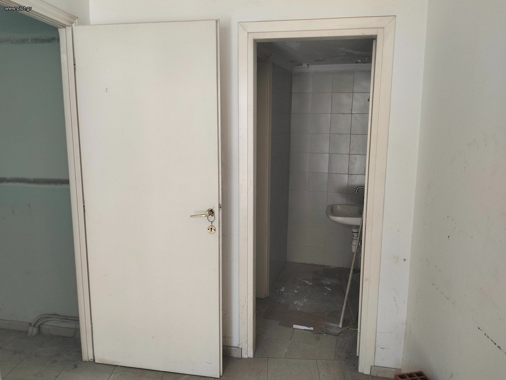 Κατάστημα 120 τ.μ. προς πώληση, Εύοσμο