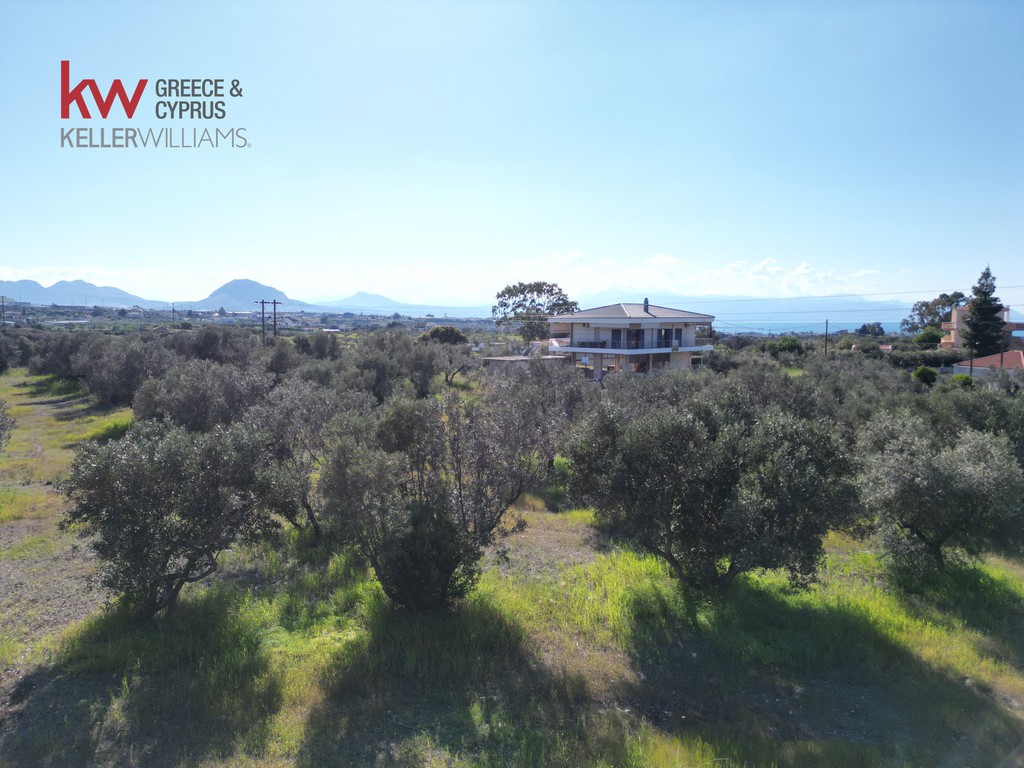 Οικόπεδο 7.700 τ.μ. προς πώληση, Λουτράκι-Περαχώρα