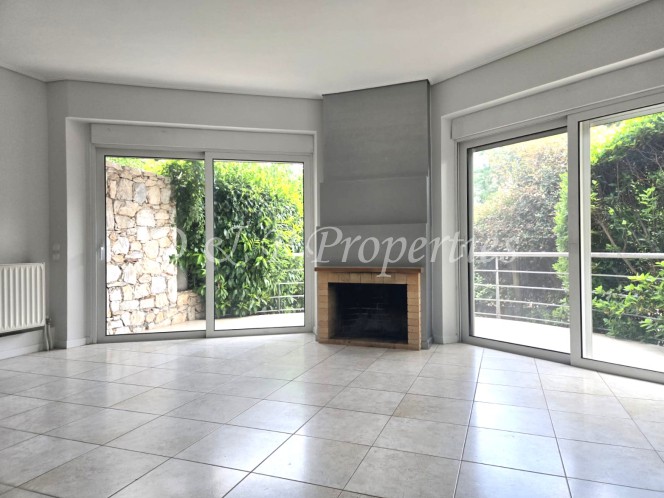 Μεζονέτα 250 τ.μ. πρός ενοικίαση, Αθήνα - Βόρεια Προάστια, Κηφισιά