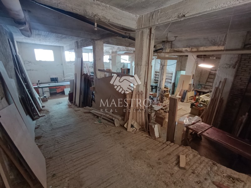 Βιοτεχνικός χώρος 205 τ.μ. πρός πώληση, Θεσσαλονίκη - Κέντρο, Μπότσαρη