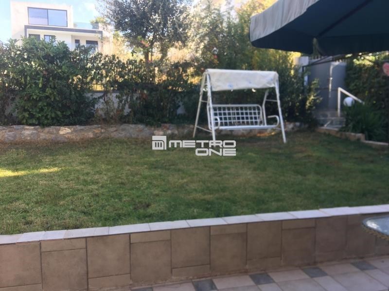 Οικόπεδο 580 τ.μ. προς πώληση, Δροσιά