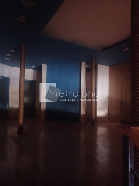 Κατάστημα 180 τ.μ. προς ενοικίαση, Πασαλιμάνι