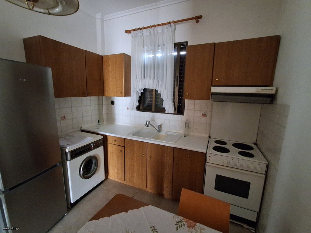 Studio / γκαρσονιέρα 90 τ.μ. προς ενοικίαση, Μεταγωγών