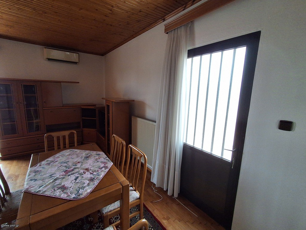 Studio / γκαρσονιέρα 90 τ.μ. προς ενοικίαση, Μεταγωγών
