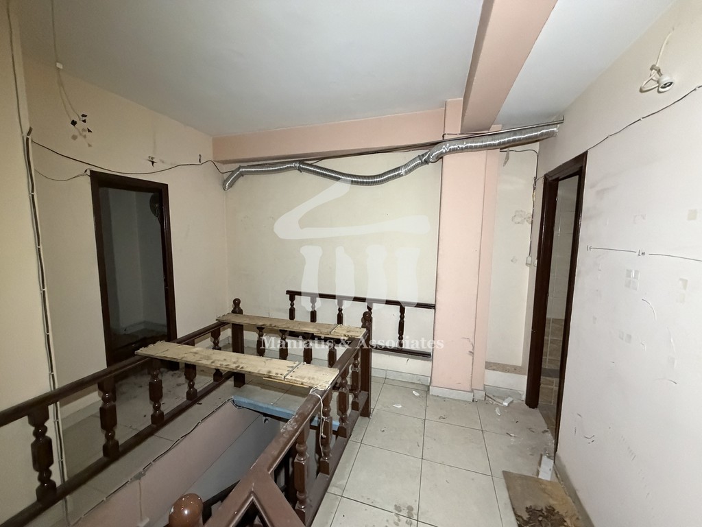 Κατάστημα 138 τ.μ. προς ενοικίαση, Λιμάνι Πειραιά