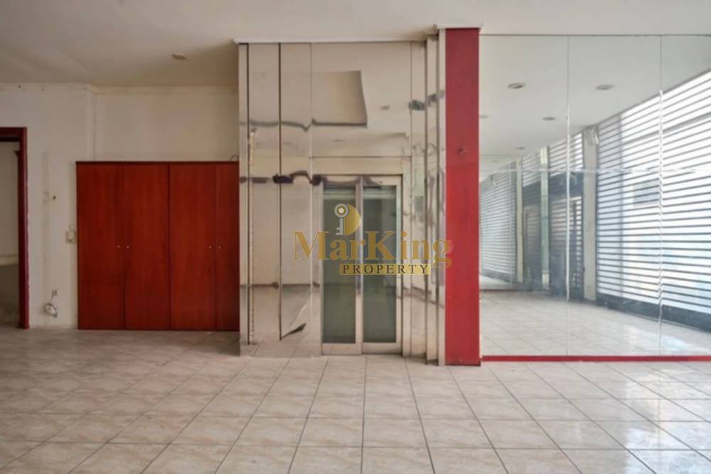 Επιχειρηματικό κτίριο 840 τ.μ. προς πώληση, Πλατεία Κουμουνδούρου