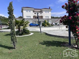 Βίλλα 450 τ.μ. για πώληση