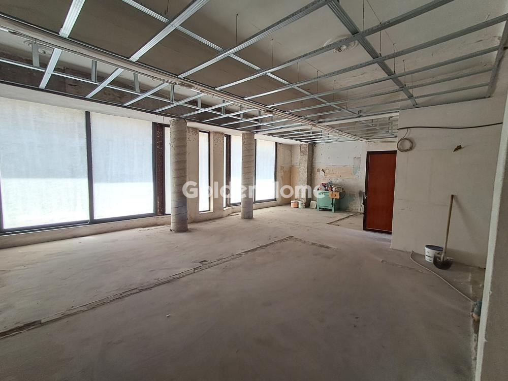 Κατάστημα 170 τ.μ. πρός πώληση, Πειραιάς - Προάστια, Νίκαια