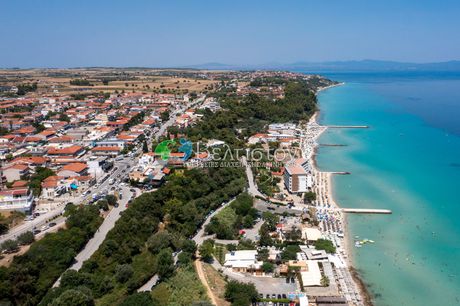 Αγροτεμάχια 8.250 τ.μ. πρός πώληση