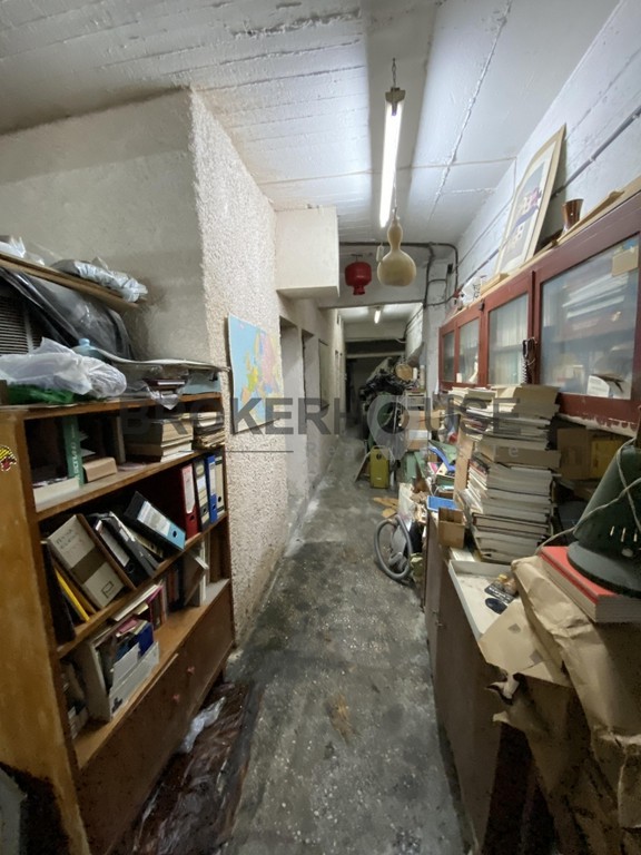 Parking 400 τ.μ. προς ενοικίαση, Λόφος Σικελίας
