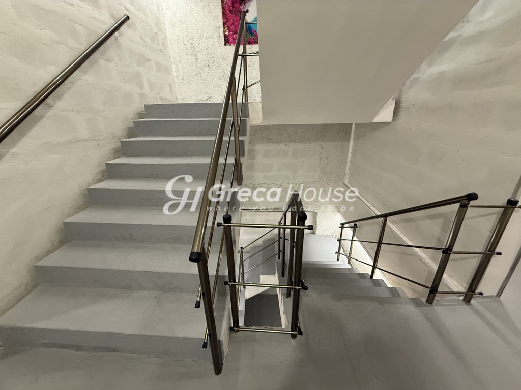 Επιχειρηματικό κτίριο 2.525 τ.μ. πρός πώληση, Αθήνα - Κέντρο, Κέντρο