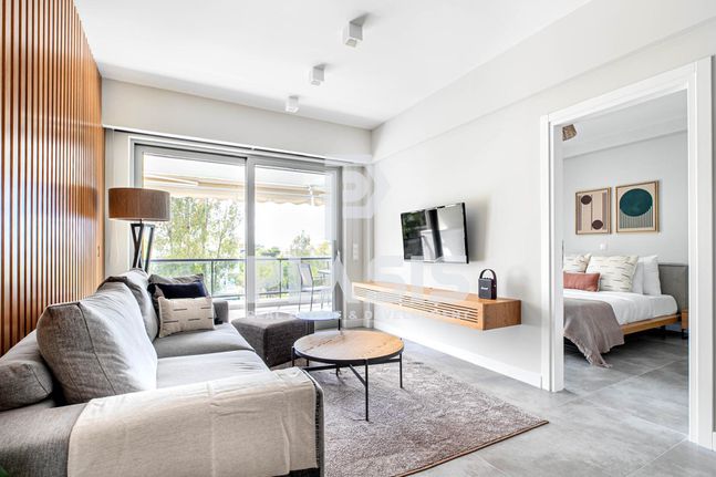 Apartment 83 sqm for rent, Athens - South, Voula