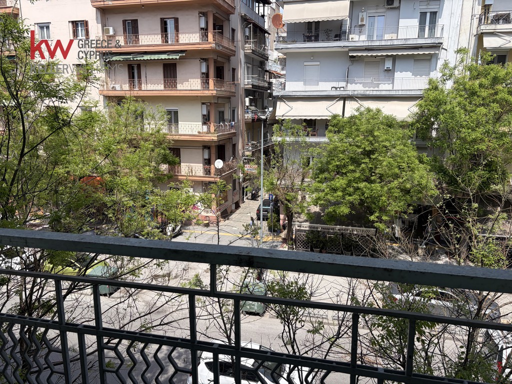 Διαμέρισμα 215 τ.μ. προς πώληση, Άγιος Δημήτριος Θεσσαλονίκης