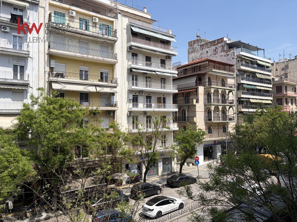 Διαμέρισμα 215 τ.μ. προς πώληση, Άγιος Δημήτριος Θεσσαλονίκης
