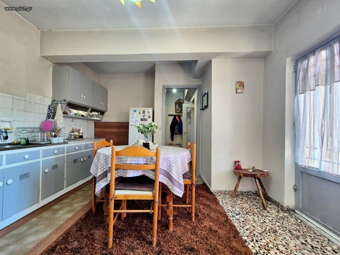 Μονοκατοικία 72 τ.μ. προς πώληση, Χρόνια
