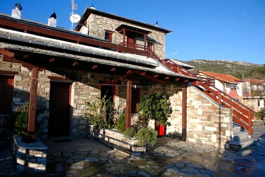 Ξενοδοχείο 350 τ.μ. πρός πώληση, Μαγνησία, Μηλιές