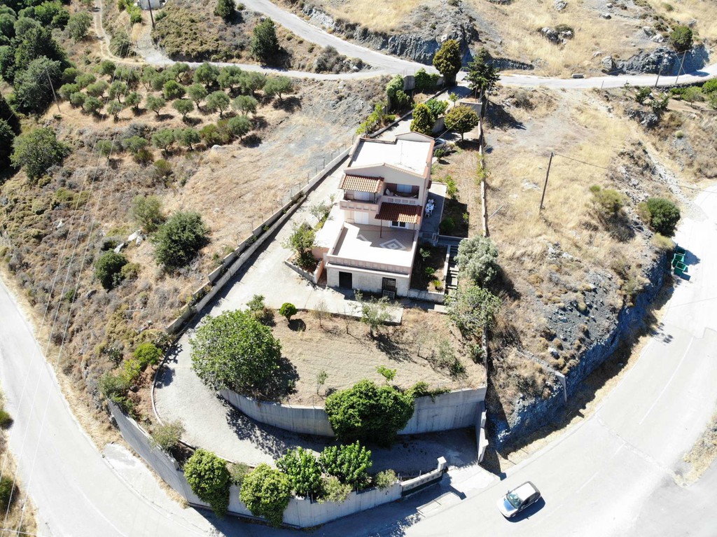 Μονοκατοικία 200 τ.μ. πρός πώληση, Ν. Ρεθύμνου, Λάμπη