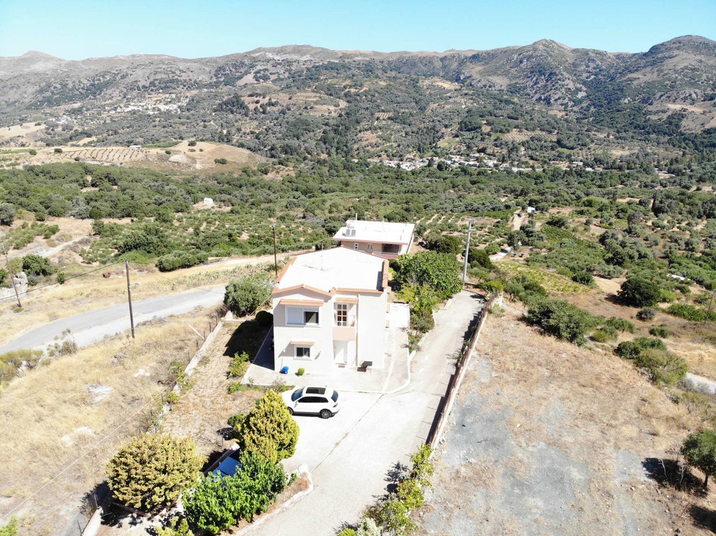 Μονοκατοικία 200 τ.μ. πρός πώληση, Ν. Ρεθύμνου, Λάμπη