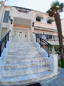 Μεζονέτα 233 τ.μ. πρός πώληση