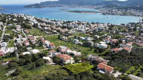 Οικόπεδο 705 τ.μ. πρός πώληση