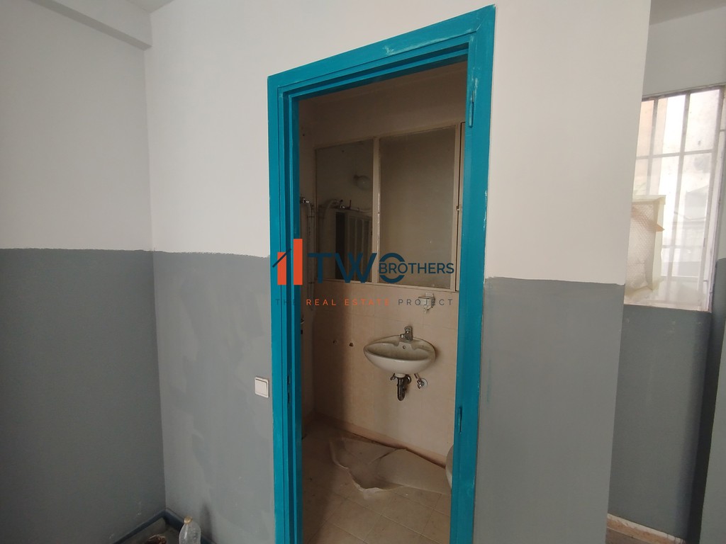 Κατάστημα 210 τ.μ. προς ενοικίαση, Ζωγράφου