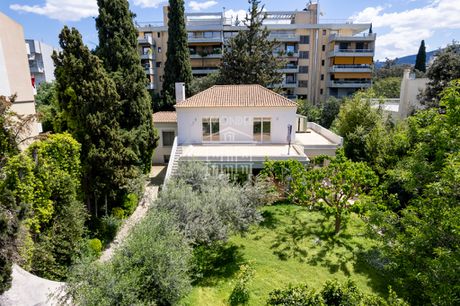 Διαμέρισμα 588 τ.μ. για πώληση