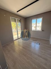 Office 90 sqm for rent