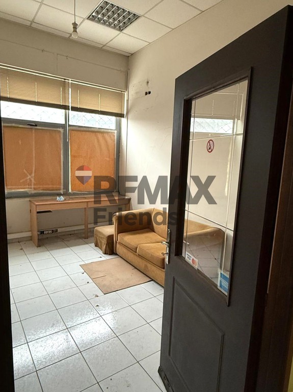 Επιχειρηματικό κτίριο 540 τ.μ. πρός ενοικίαση, Αθήνα - Κέντρο, Κολωνός - Κολοκυνθούς