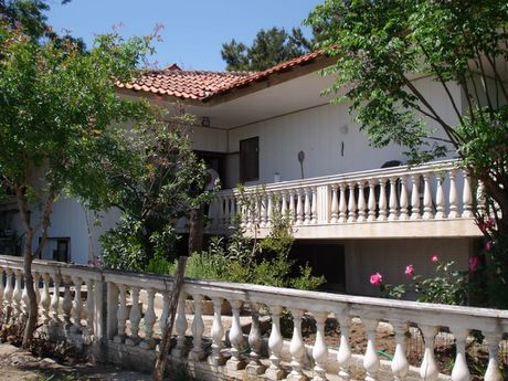 Μονοκατοικία 400 τ.μ. πρός πώληση