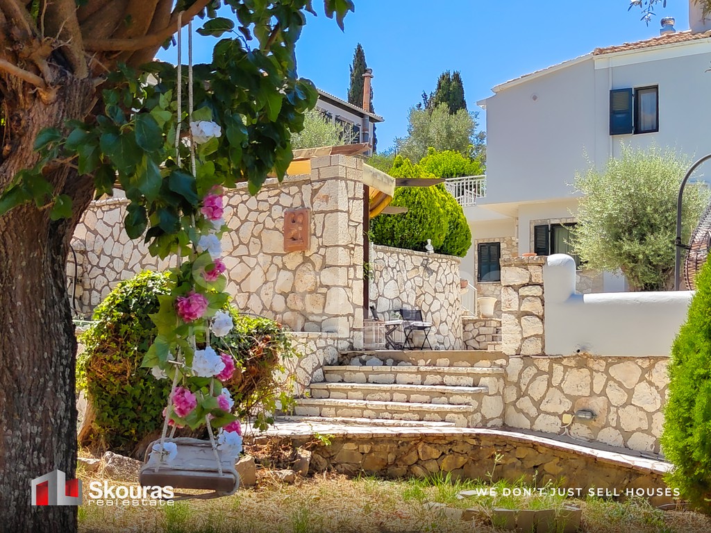 Βίλλα 340 τ.μ. πρός πώληση, Ν. Λευκάδας, Λευκάδα
