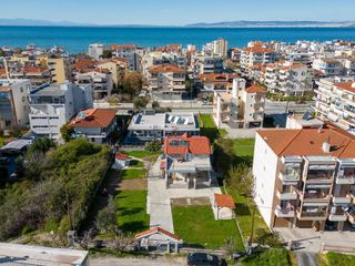 Συγκρότημα διαμερισμάτων 300 τ.μ. για πώληση