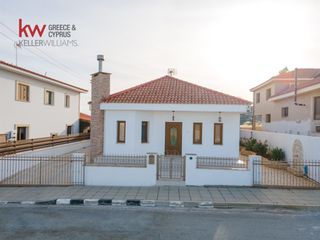 Bungalow 200 τ.μ. για πώληση