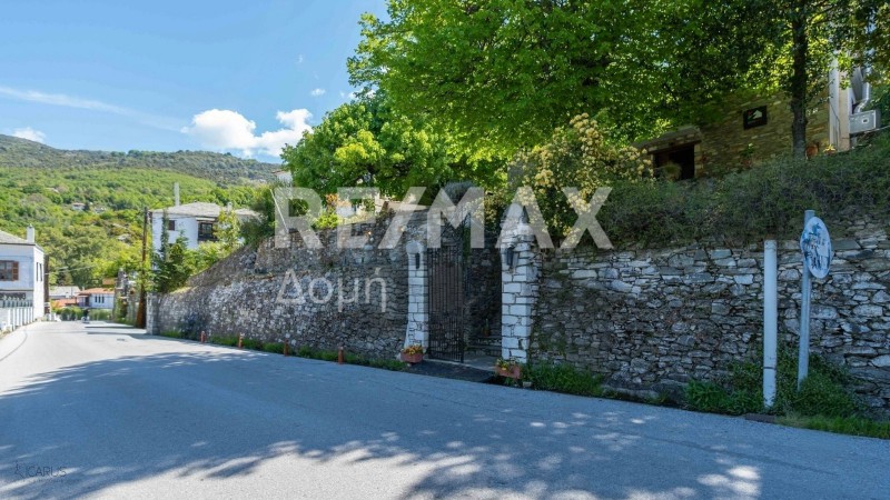 Επιχειρηματικό κτίριο 240 τ.μ. πρός πώληση, Μαγνησία, Πορταριά
