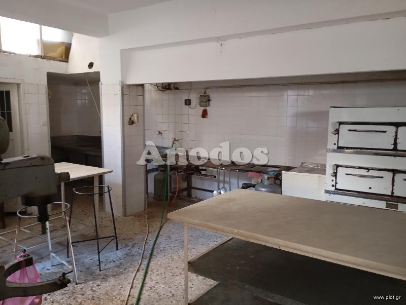 Κατάστημα 165 τ.μ. προς ενοικίαση, Άνω Ηλιούπολη Αττικής