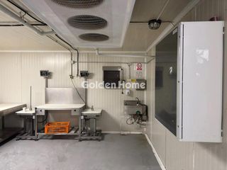 Επιχείρηση 560 τ.μ. για πώληση