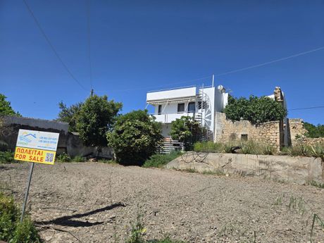 Land plot 589 sqm for sale