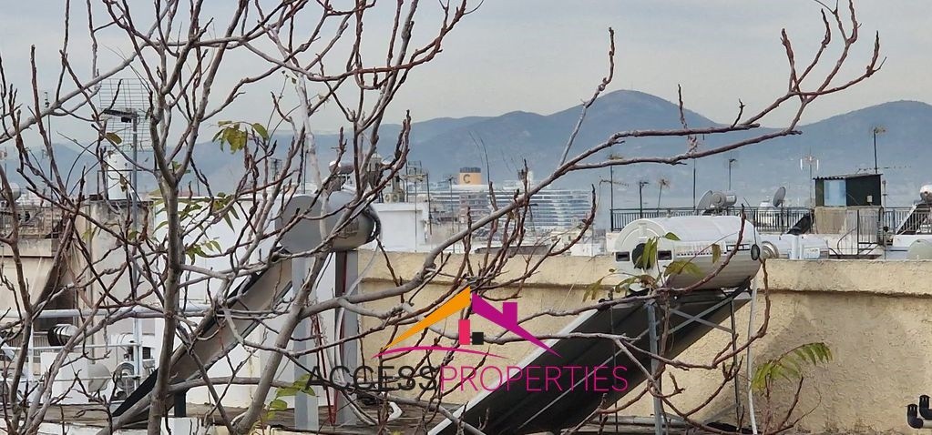 Συγκρότημα διαμερισμάτων 315 τ.μ. πρός πώληση, Πειραιάς, Καστέλλα
