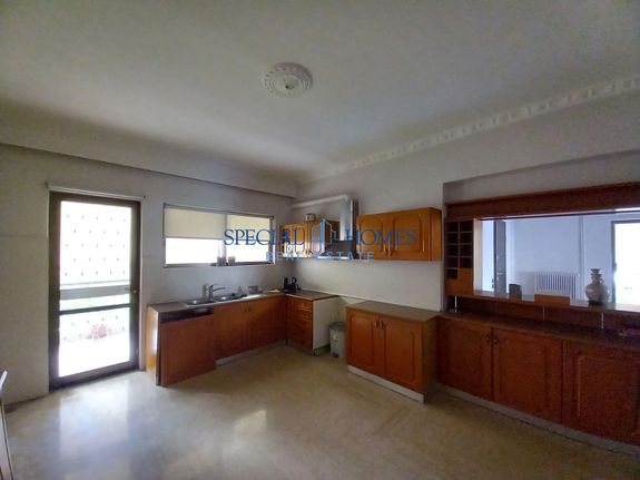 Apartment 120 sqm for rent, Athens - South, Alimos