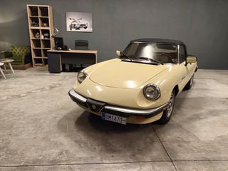 Alfa Romeo Spider 1984 2,0 CABRIO-thumb-2