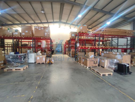 Αποθήκη 700 τ.μ. πρός ενοικίαση